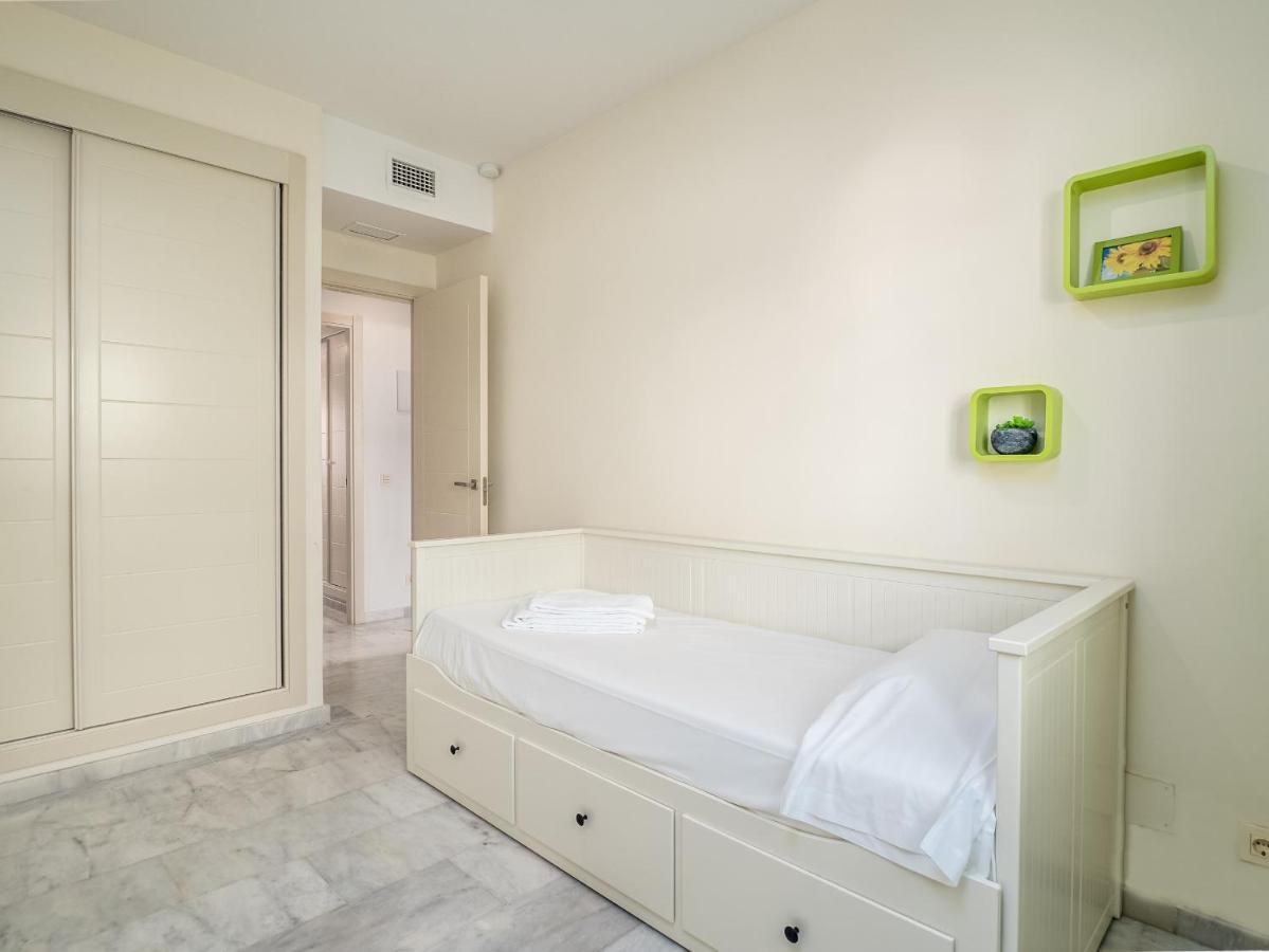 2051-New 3 Bedrooms On Golf Estepona Luaran gambar