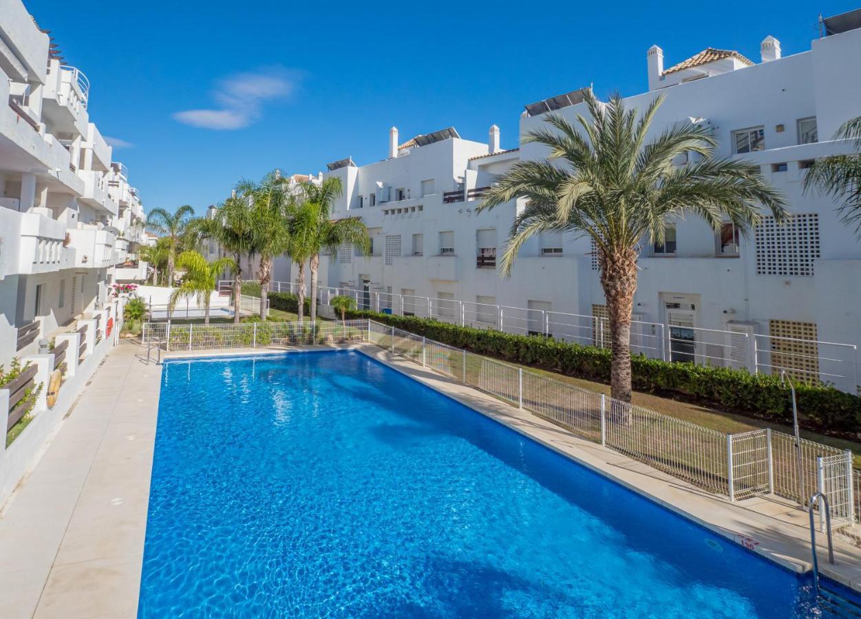 2051-New 3 Bedrooms On Golf Estepona Luaran gambar